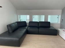 Divano angolare in pelle nuovo e mai usato causa misure errate 