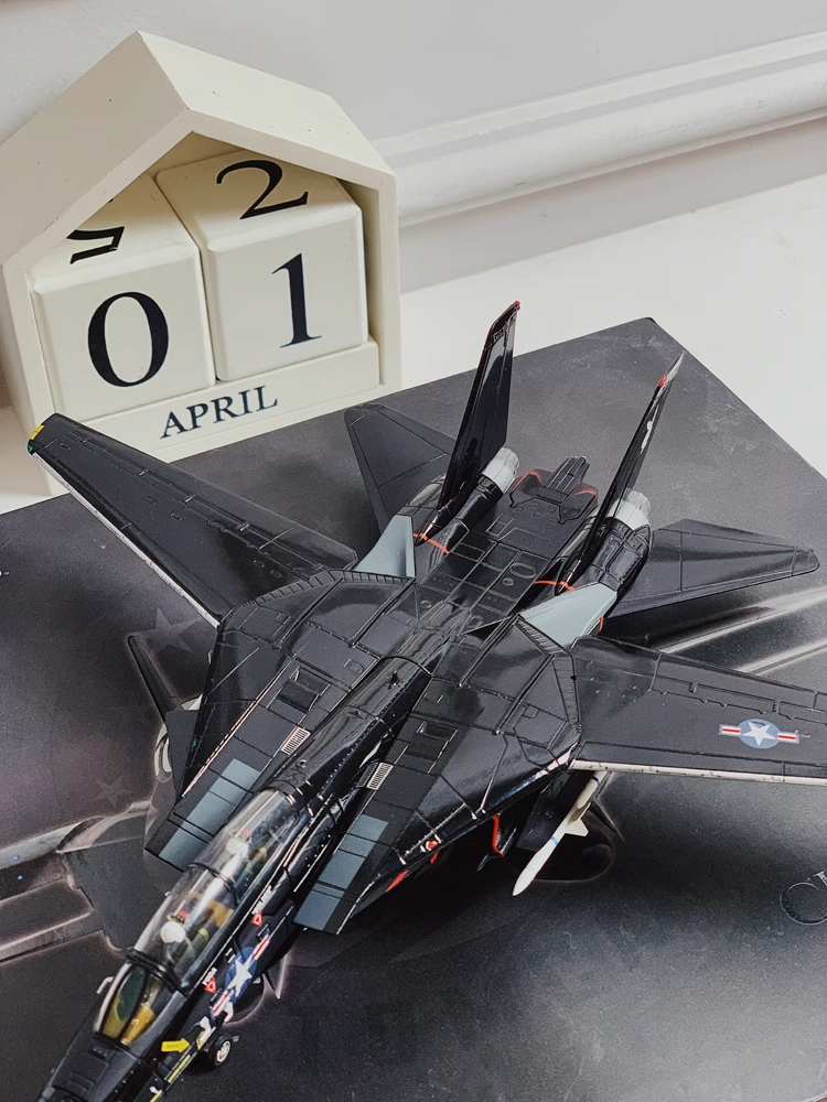 Calibre Wings USA F-14A Tomcat USN VX-4 BLACK BUNNY LIMITED