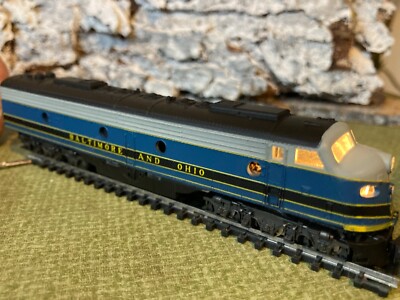 Atlas/Rivarossi EMD E8 Co-Co Diesellok USA Spur N
