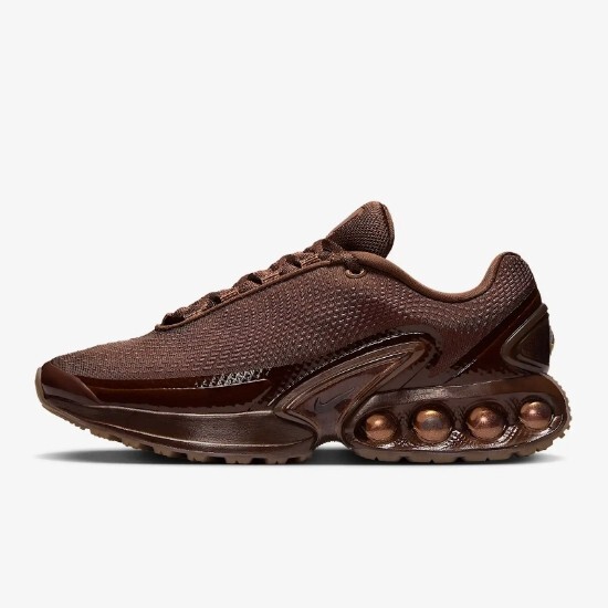 Женские кроссовки Nike Air Max Dn X Isamaya Ff French Chocolate (HQ3837-200) доставляются в ускоренном порядке