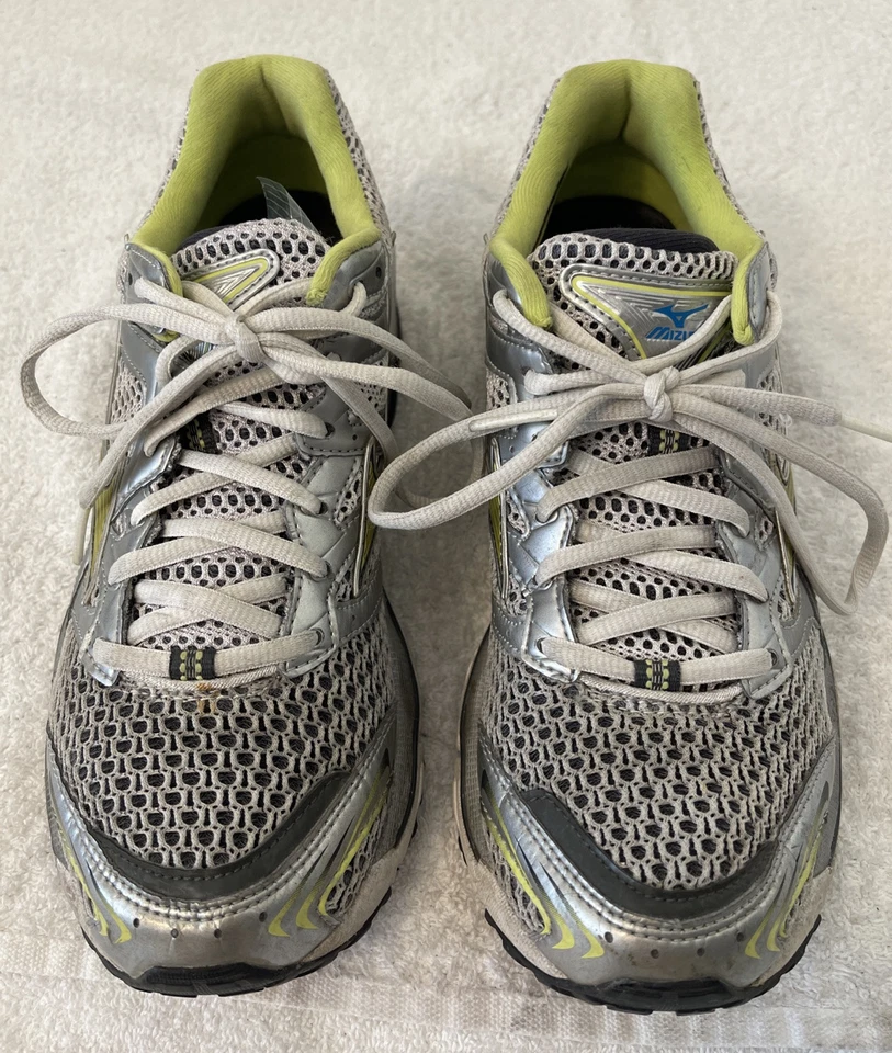 Womens Mizuno Wave Creation 11 Athletic Shoes Size 8.5 - Image 2 of 4