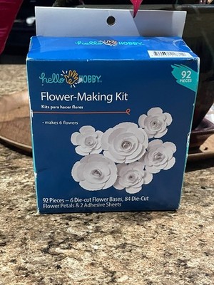 Hello Hobby Flower Making Kit 92 Pieces Makes 6 Flowers