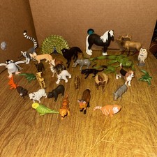Huge Lot Of 31 Safari Animal Figures