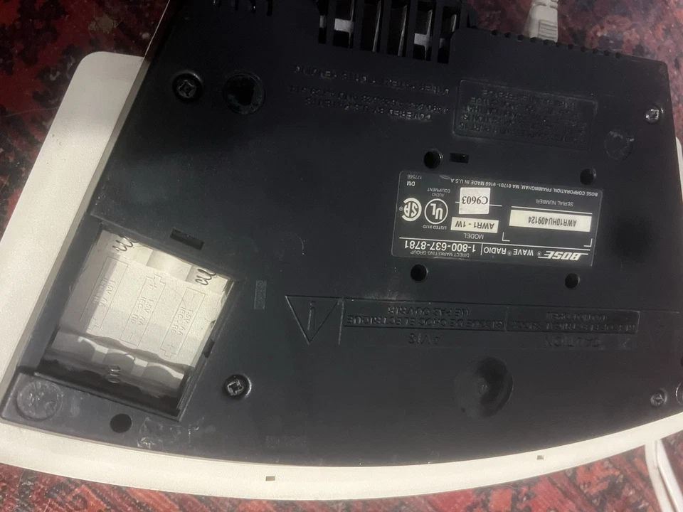 Bose Wave Radio Music System AWR1-1W  With Aux Alarm Amfm Clean No Remote - Image 4 of 4