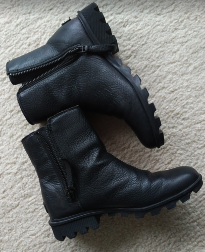 Sorel BLACK leather combat boots ankle pebble grain side zip lug sole 7.5 used - Picture 1 of 18