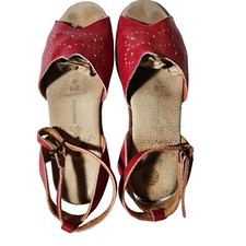 Sole There Famolare Womens Vintage Red Leather Ankle Strap Heel Italy SZ 5M