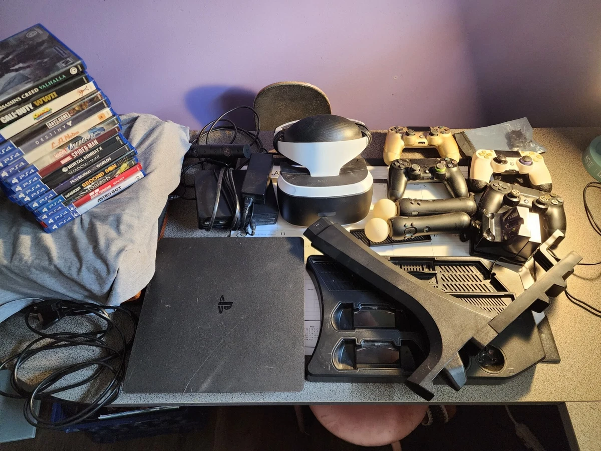 Playstation 4 console with vr bundle 2025