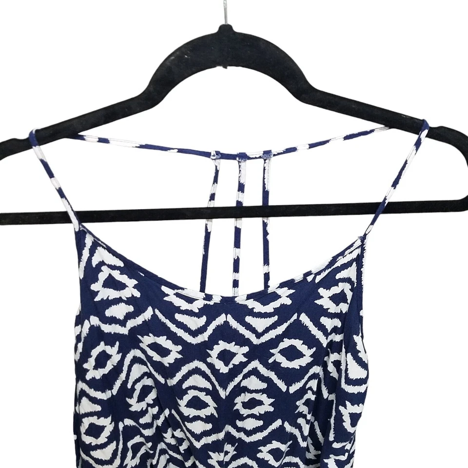 No Boundaries Womens Sz L Blue White Geometric Sleeveless Crop Top - Image 3 of 4