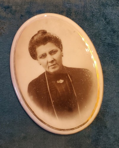 Antique Victorian Memorial Gravestone Funeral Picture Portrait Porcelain Plaque - Foto 1 di 5