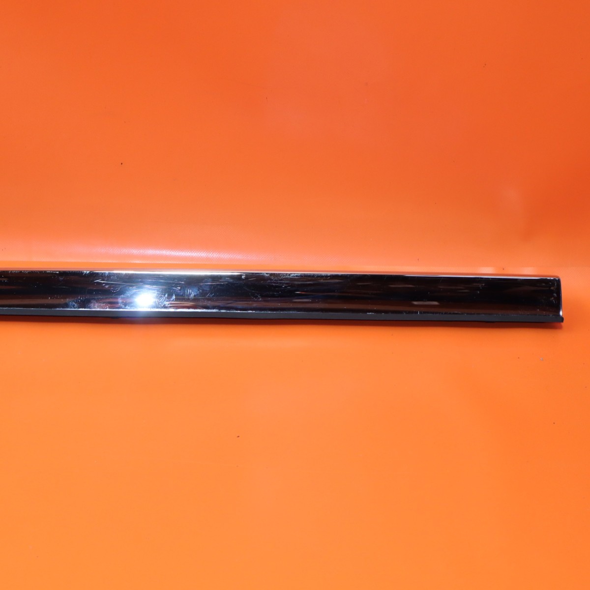 ROLLS ROYCE CULLINAN DOOR MOLDING LEFT REAR 2017-2021 2022 2023 51137448579 OEM