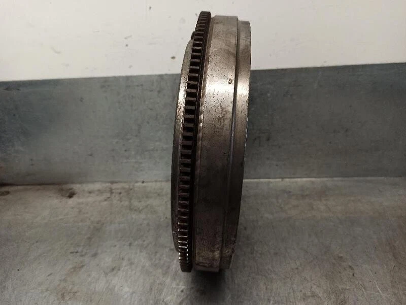 06B105266E volante motor para AUDI A4 BERLINA (8E) 2.0 16V FSI 2000 4712111 - Imagen 3 de 4