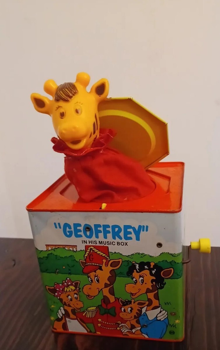Geoffrey Toys R Us Music Geoffrey The Giraffe Plush Toys Sit On