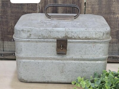 Vintage Coal Miners Lunch Box: Nostalgic Treasures Unveiled 3 Vintage Coal Miners Lunch Box: Nostalgic Treasures Unveiled