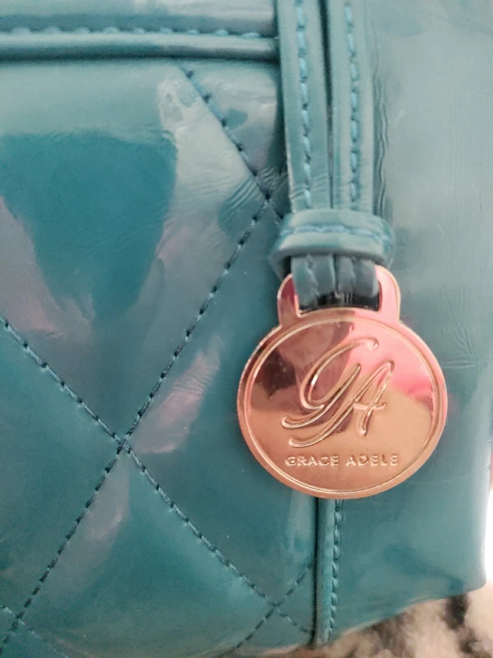 Бирюзово-синяя стеганая сумочка от Adele Grace - Изображение 4 из 4