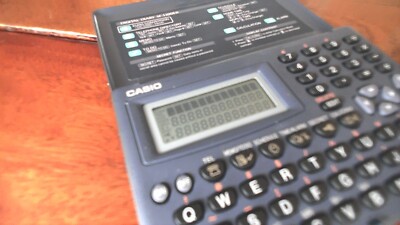 Casio Digital Diary SF-3300ER - Taschencomputer