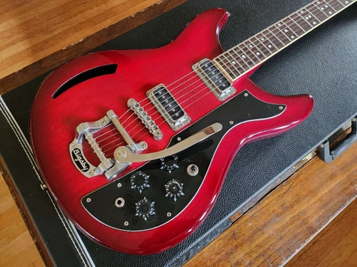 Eastwood Airline Custom K-200 Deluxe semi-hollow double-cut Bigsby w/hsc - red