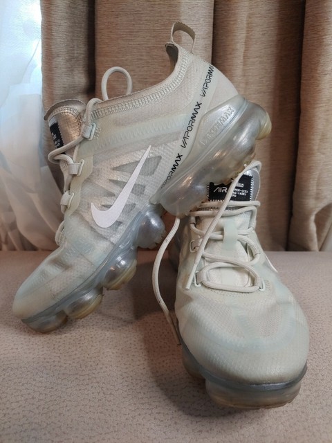 barely grey vapormax