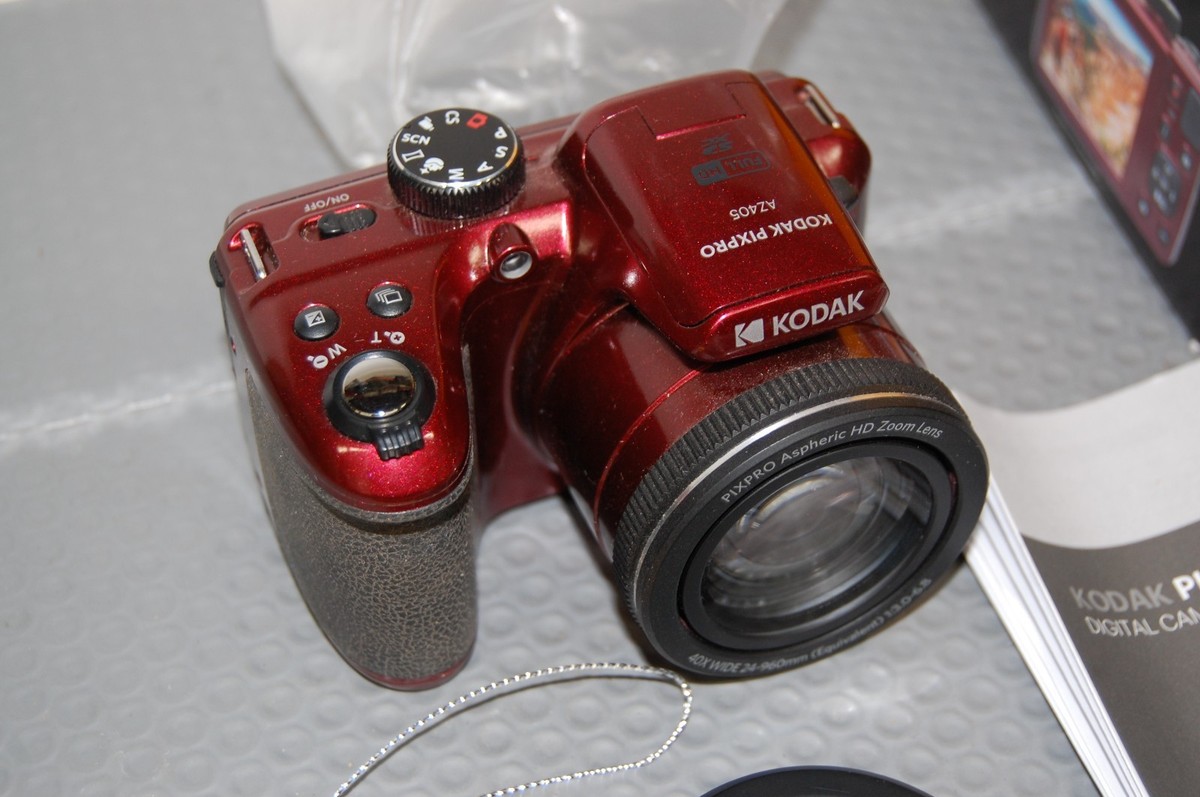 E4 Red Kodak PIXPRO AZ405 Digital Camera 40x Zoom, Lightly Used 