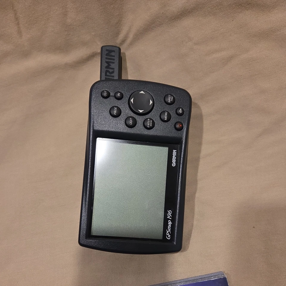 Garmin GPSMAP 196 Aviation Portable GPS Bundle & AutoMount Kit & Accessories - Image 3 of 4