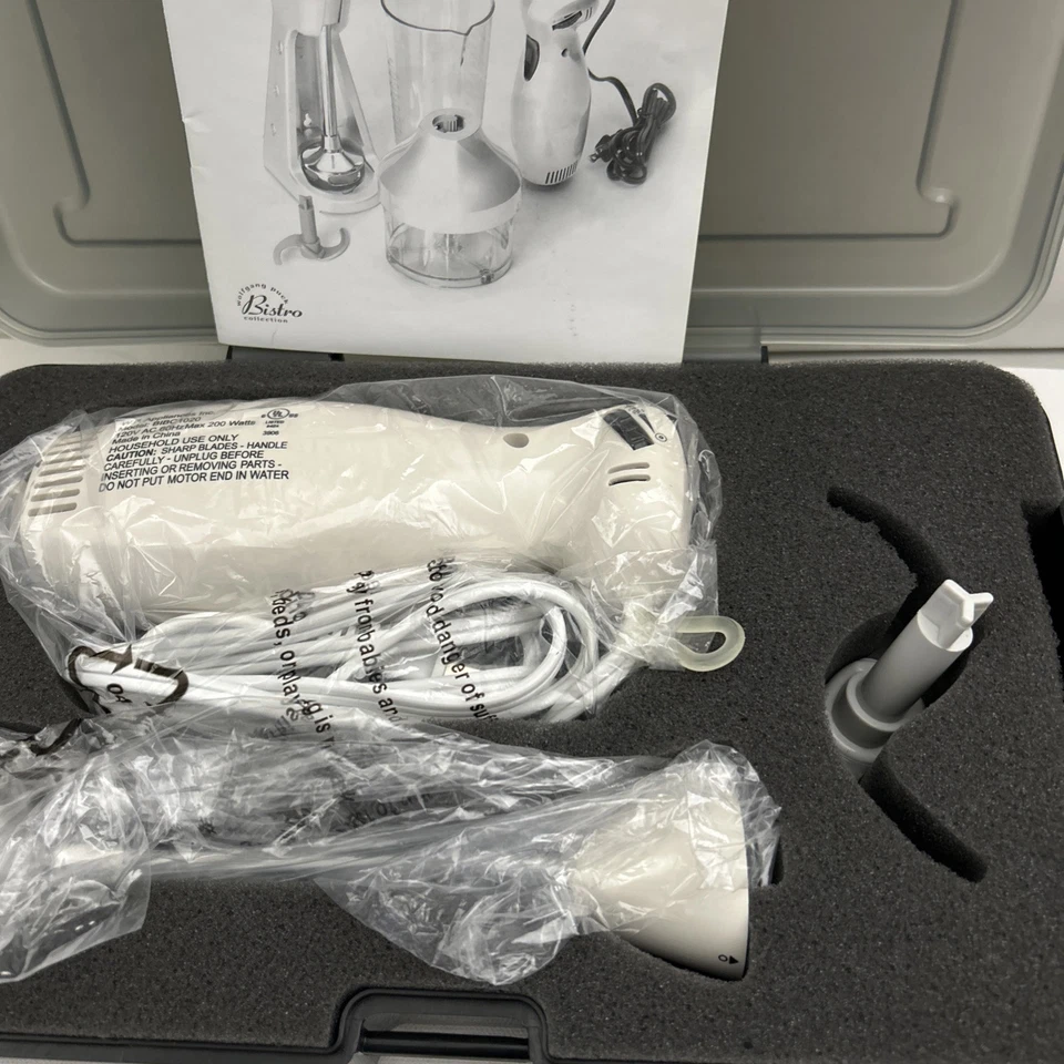 Wolfgang Puck Bistro Collection White Immersion Blender & Chopper With Case - Image 2 of 4