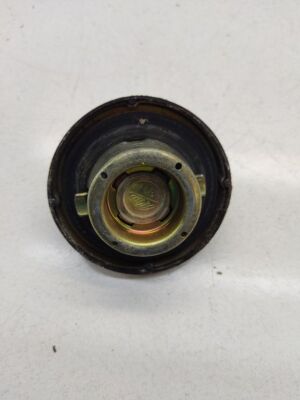 BMW Series 3 E36 Fuel Filler Cap Tank Clasp Fill Clip 2122182 for  