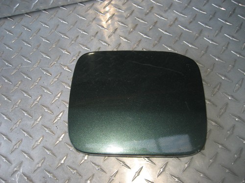 02 CHEVROLET PRIZM FUEL FILLER DOOR GAS GAP LID