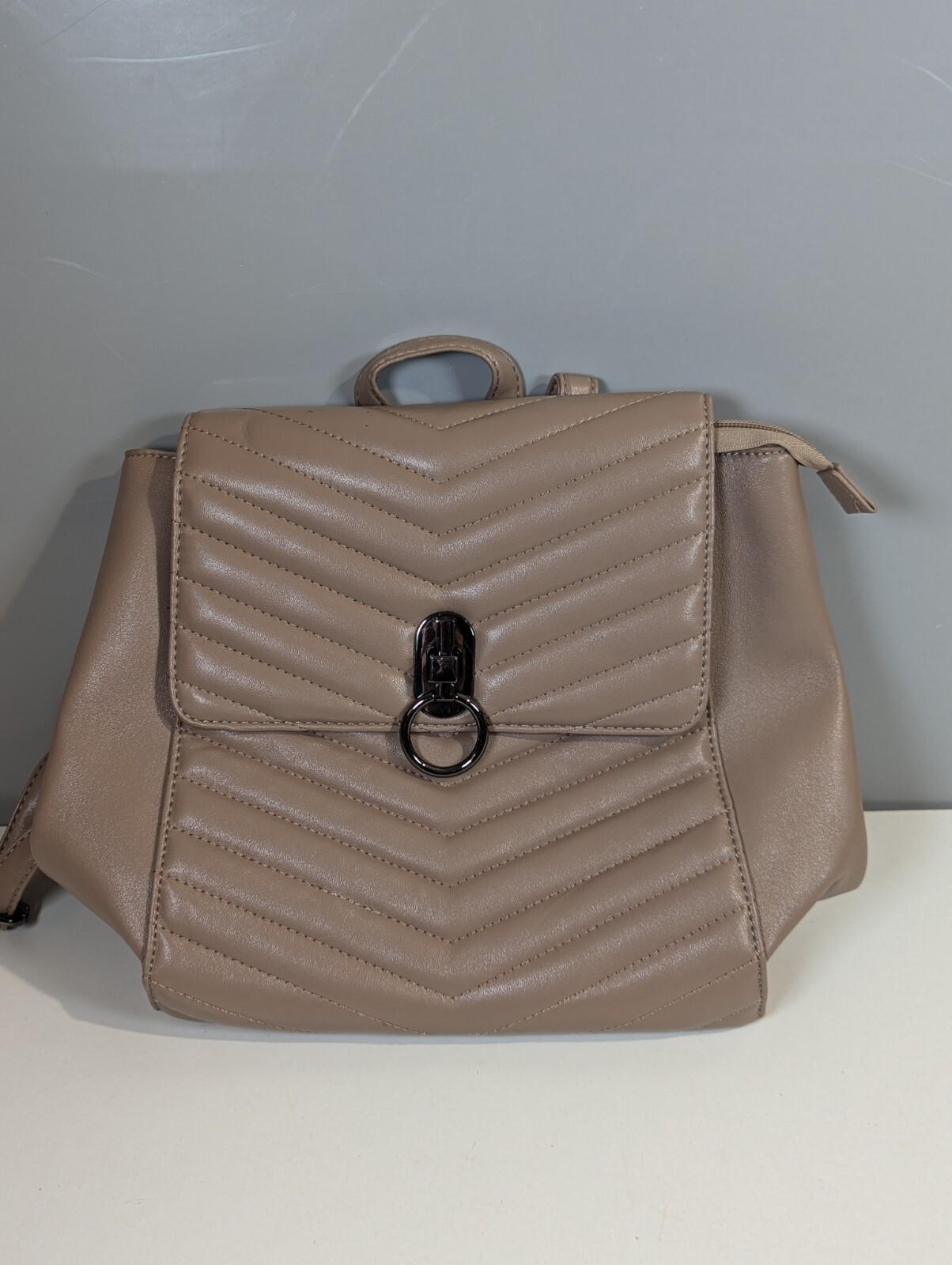 😺 Verde Chevrone Brown Backpack - image 3