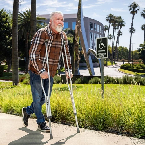 PAIR Height Adjustable Underarm Crutches Lightweight Aluminum Adult Medium Size - Picture 6 of 6