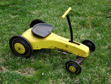 VINTAGE SPEEDSTER Irish Mail Push Pull Kid Metal Ride On Toy Car