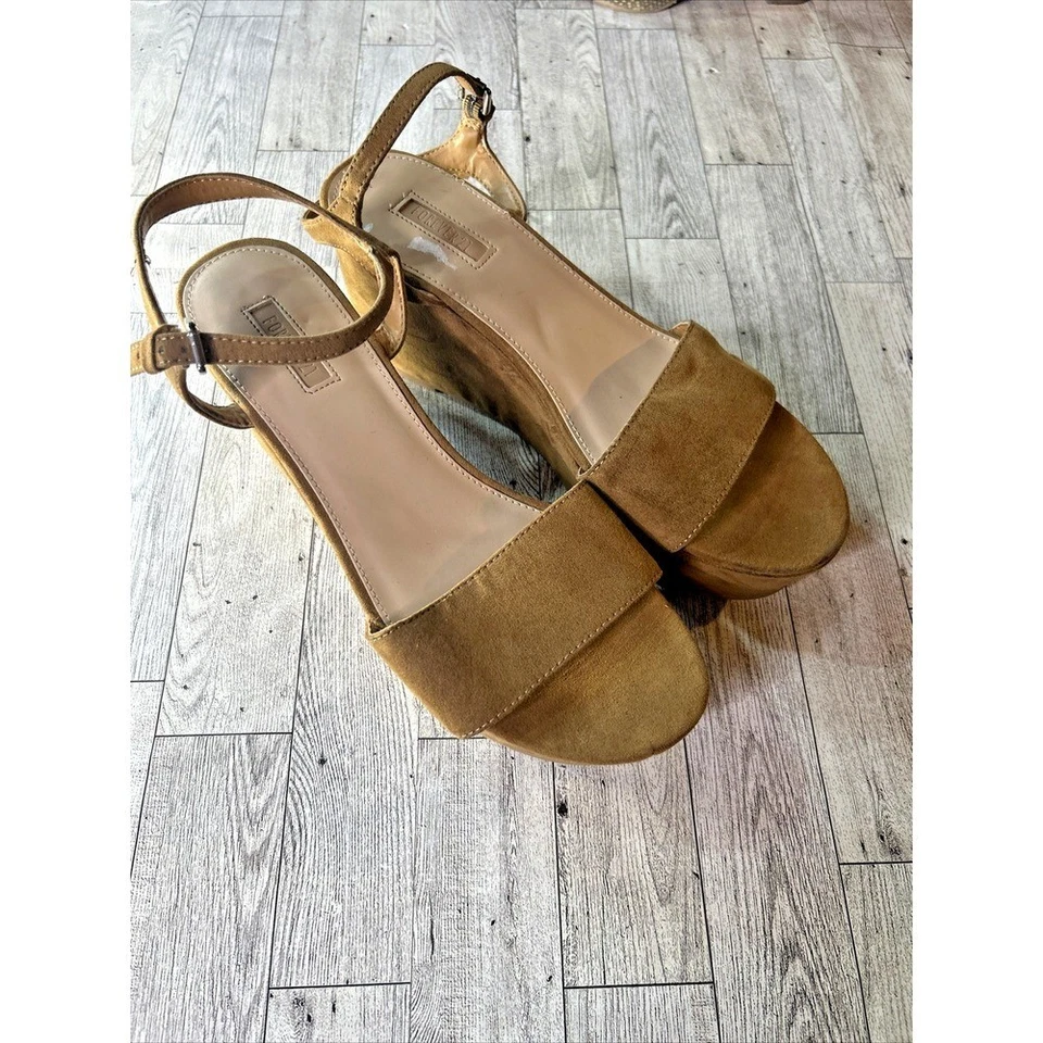 Босоножки Forever 21 женские желтовато-коричневые замшевые на платформе на танкетке с ремешком на лодыжке размер 10 - Изображение 3 из 4