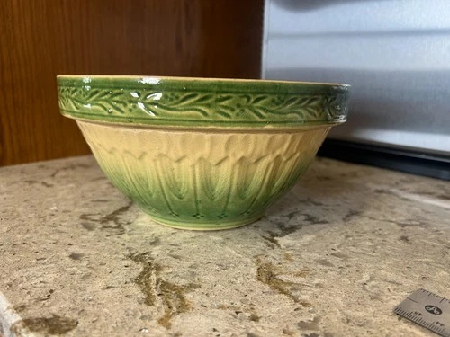 Antique McCoy Yellow ware  Mixing Bowl Green Creme Gothic & Vine Pattern 8.5 in