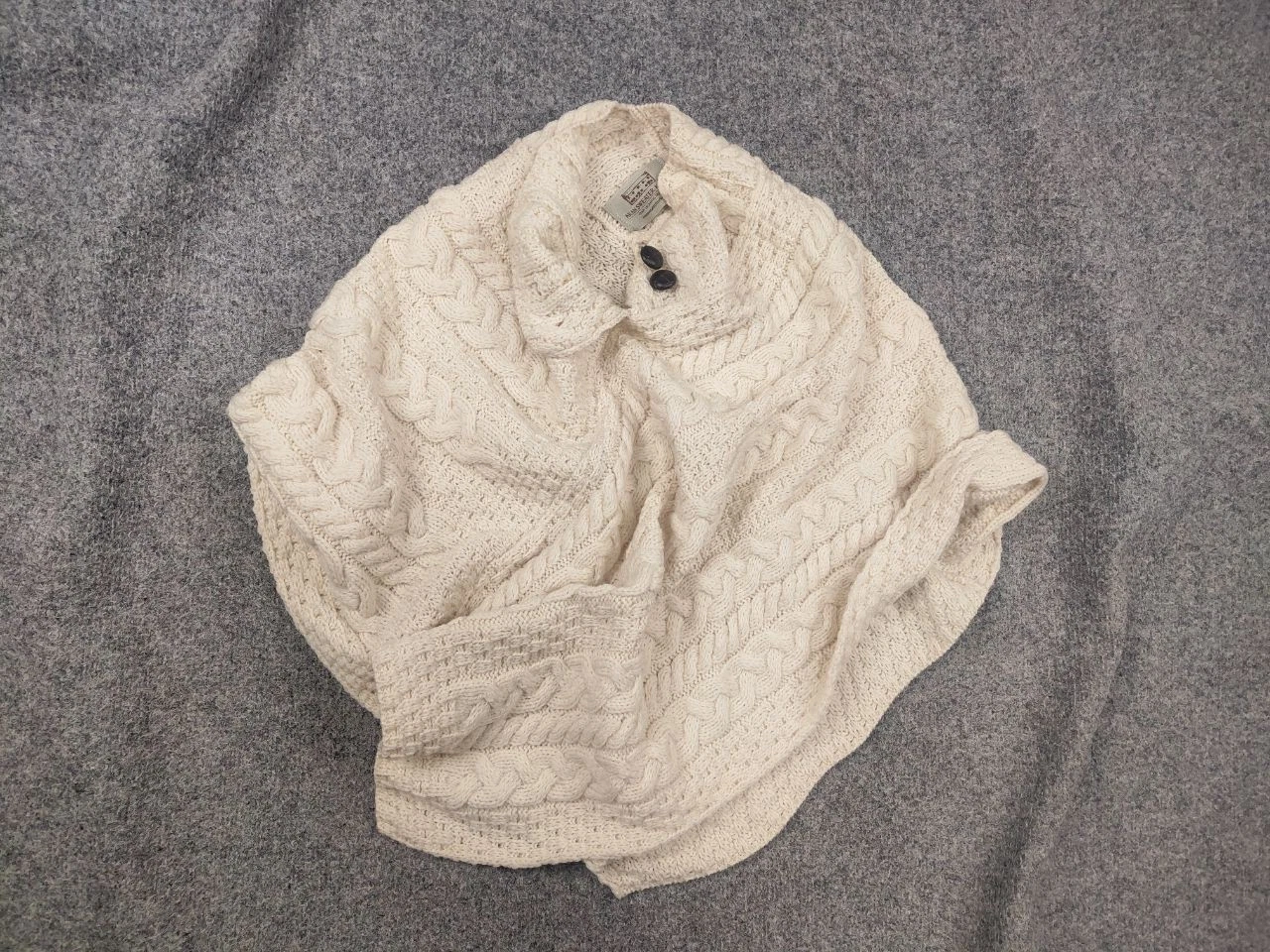 Aran Sweater Market Irish Merino Wool Cable Knit Ireland Poncho Sweater Vintage