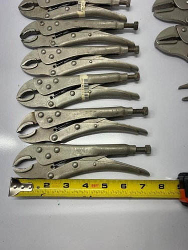 9 pair vintage Assorted Sears locking pliers - Picture 4 of 5