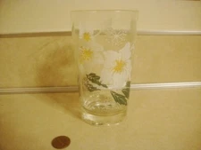 Vtg 5" Boscul Peanut Butter Glass Tumbler CHRISTMAS ROSE Flower 50's Series!