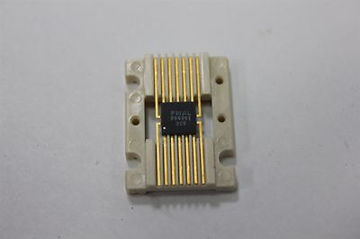 VINTAGE RARE FAIRCHILD FLATPACK IC PROCESSOR CERAMIC CHIP /GOLD FLAT PACK 9949