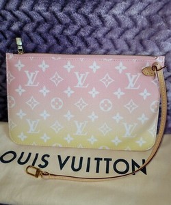 louis vuitton wallet wrist strap