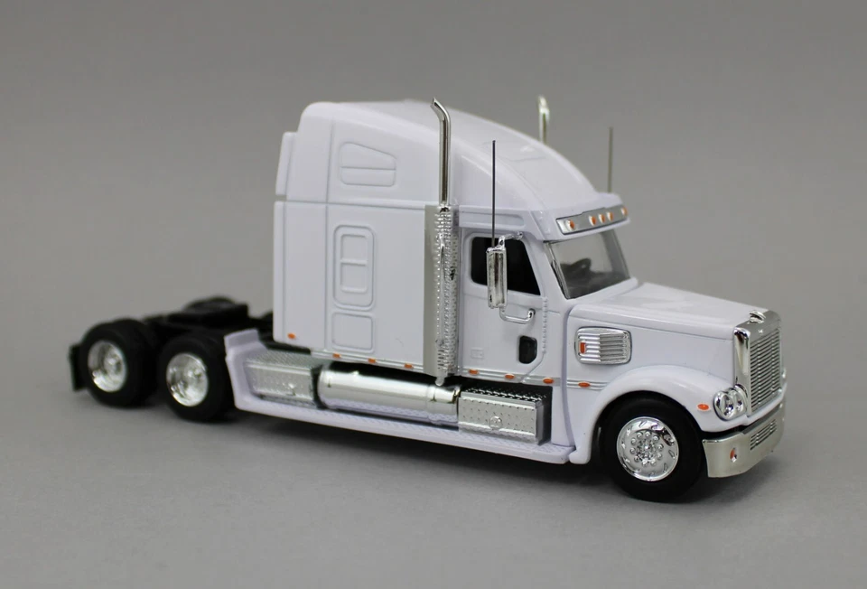 1:64 Liberty Classics *WHITE* Freightliner Coronado Semi Truck *NIB* - Image 3 of 4