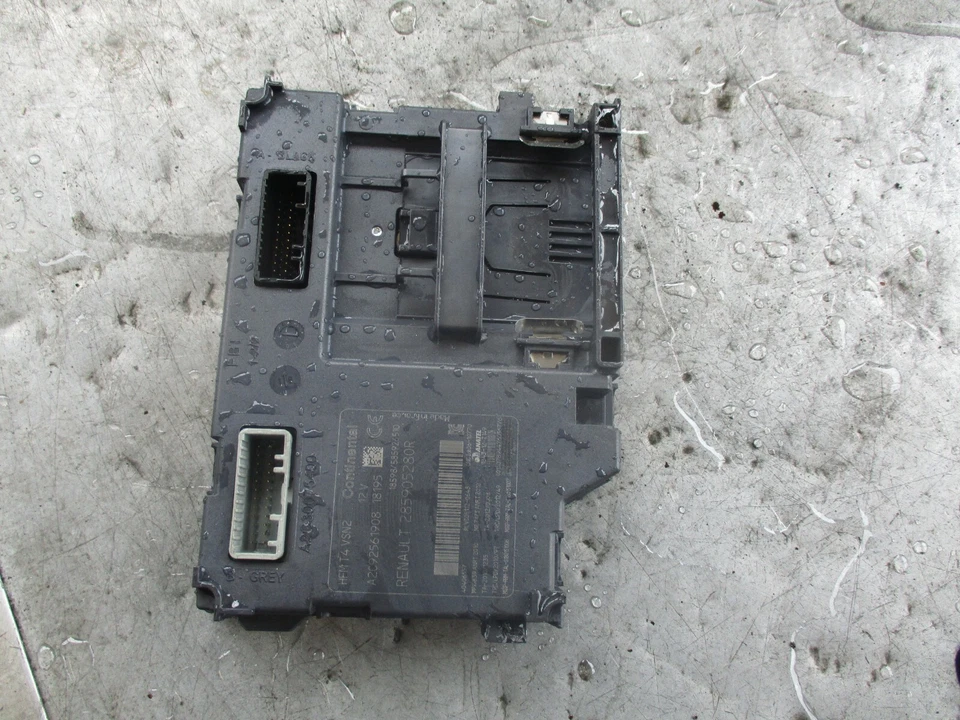 RENAULT CLIO X98 (MK4) TOGGLE SWITCH BOOT KIT A2C30075500 - Image 2 of 4