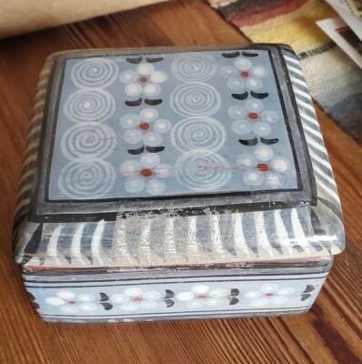 Vintage Mexican Folk Art Ceramic Pottery Trinket Box & Lid Signed A. Solis Clay
