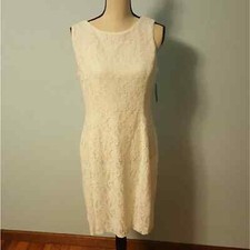NWT Lauren Ralph Lauren Romantic Floral Lace Sheath Dress Size 12