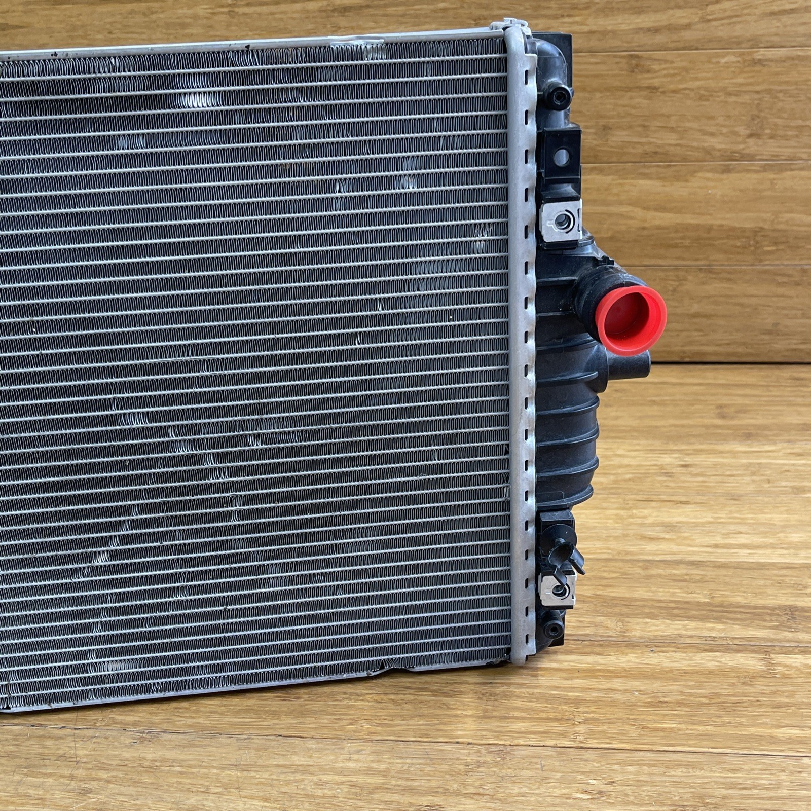 2017-2023 Audi R8 V10 5.2 Left / Right Radiator Coolant 18k Mil *NOTE* OEM