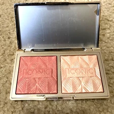 ICONIC LONDON Silk Glow Duo Shade Rose Glow NWOB 0.21 OZ Blush Highlighter