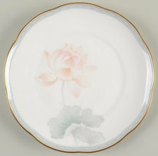 GORGEOUS NORITAKE GARDEN EMPRESS 9741 Bread & Butter Plate 6 5/8”D / EUC MINT
