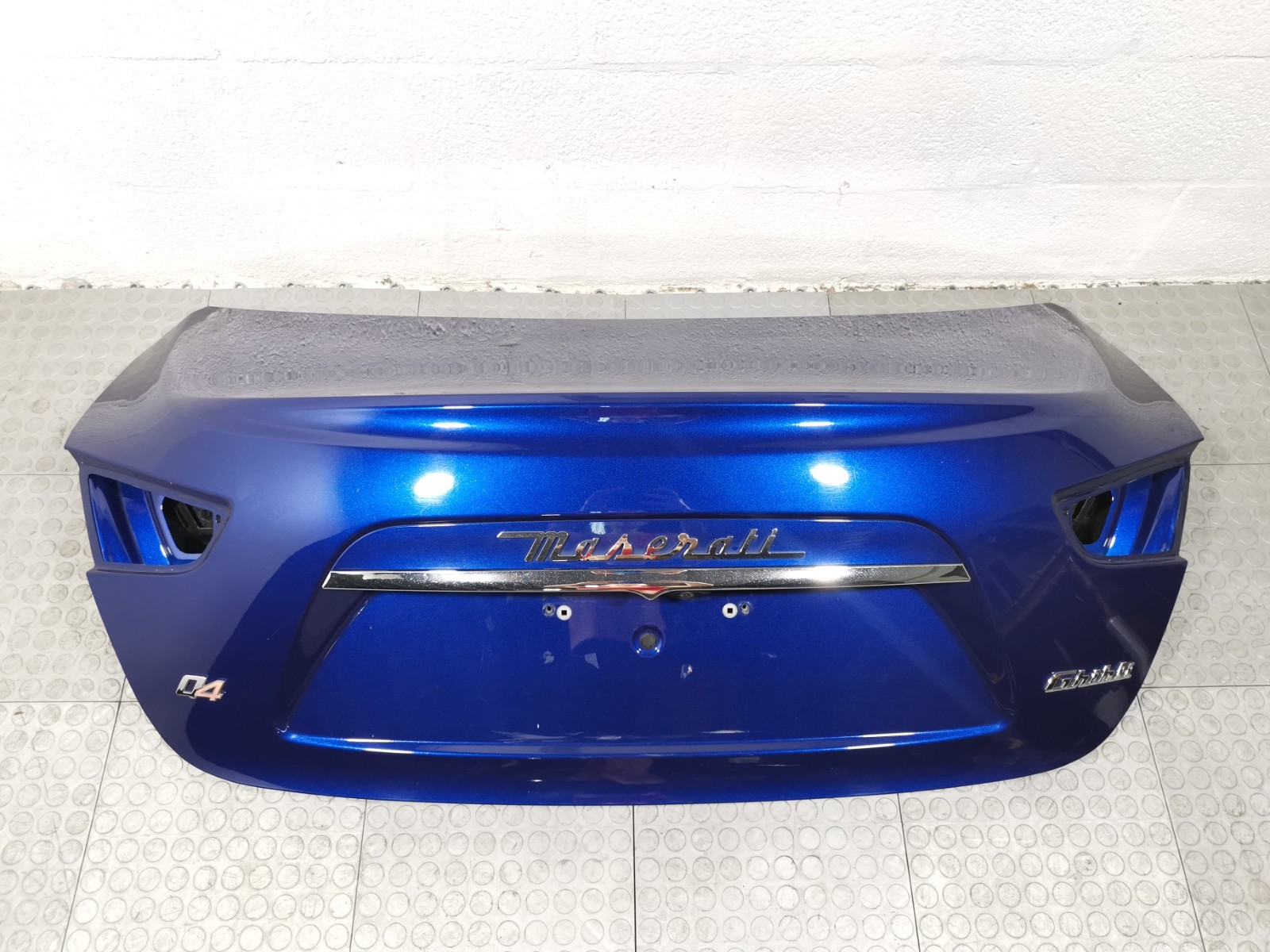Maserati Ghibli S Q4 2015 Rear Trunk Lid Tailgate With Camera Blue Color OEM