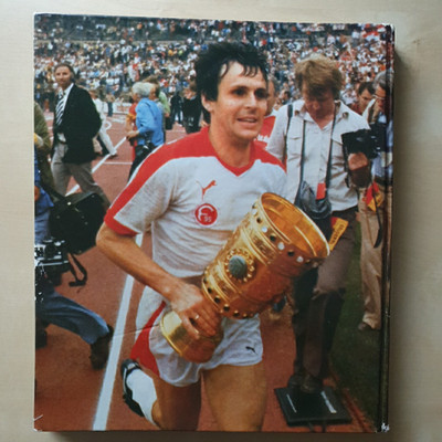 85 Jahre Fortuna Düsseldorf Buch mit vielen originalen Autogrammen Rarität!!