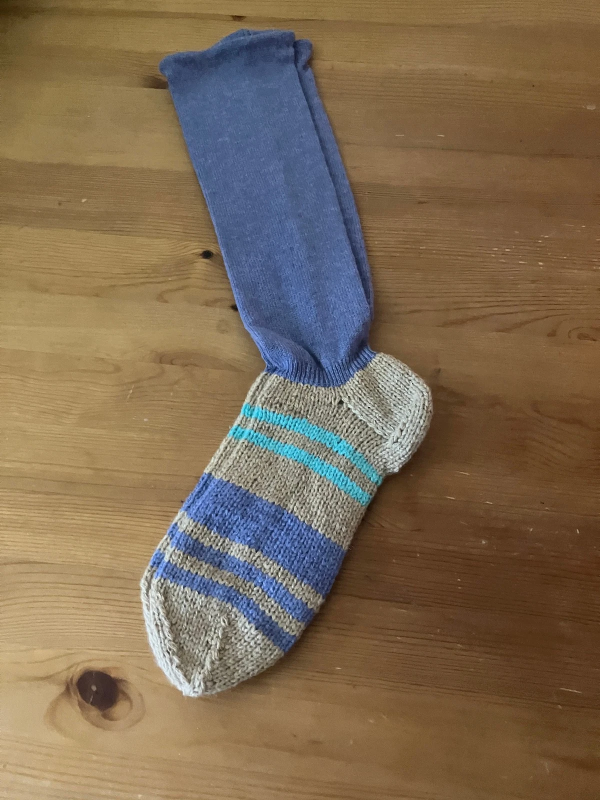 4 Ply Cashmere Handmade Beige/Lilac/Turquo striped Soft bed Socks Knit Women's L