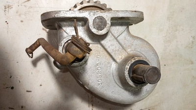#ad Aluminum Power Take Off PTO 1950s Chevy GMC SM420 Functional CLEAN $150.00
