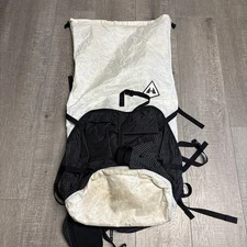 USED In Good condition Hyperlite Mountain Gear Southwest 50 Pack, White, Size S