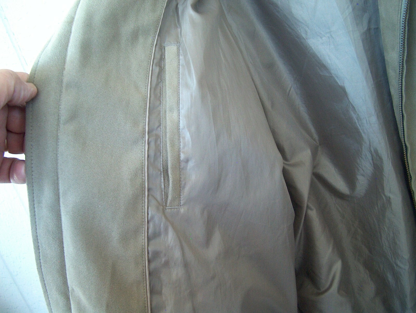 Picture 5 of 6