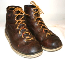 Vintage leather Danner Work Boots, US size 9.5 D Rare Style, Made In USA